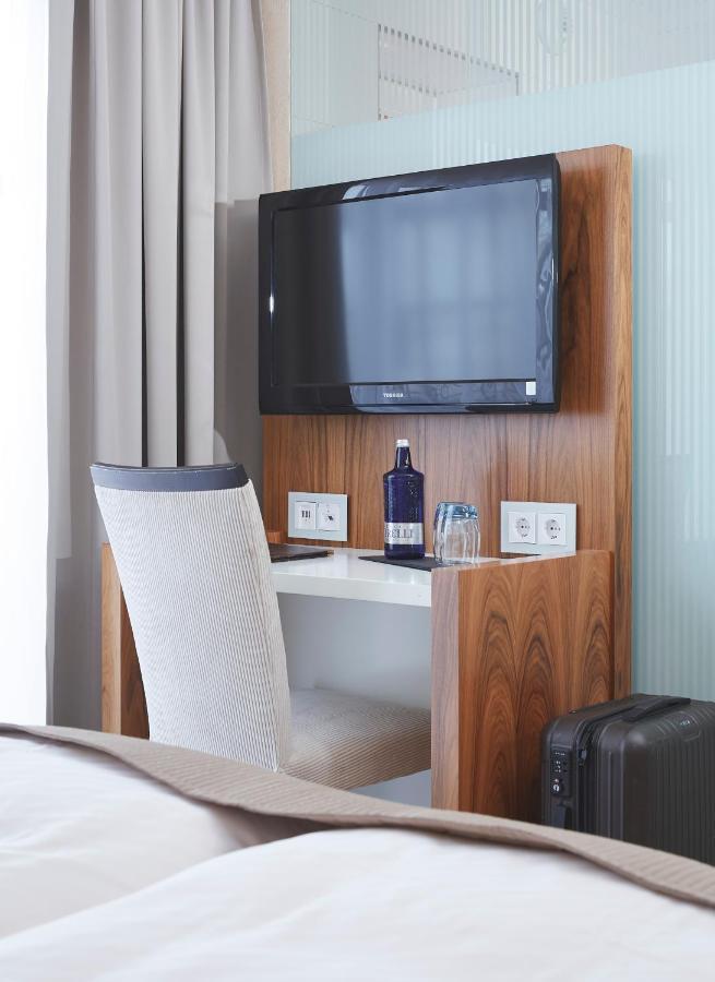 Kluet Hotel Hamelin Bagian luar foto