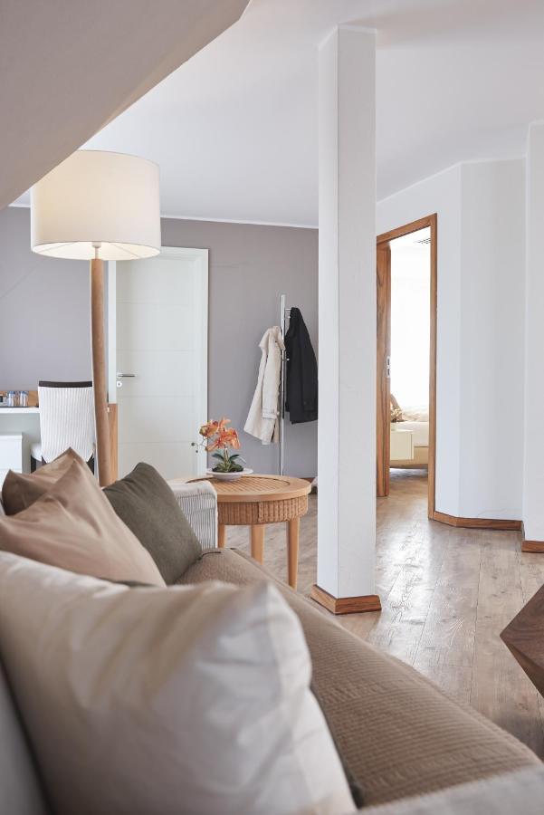 Kluet Hotel Hamelin Bagian luar foto