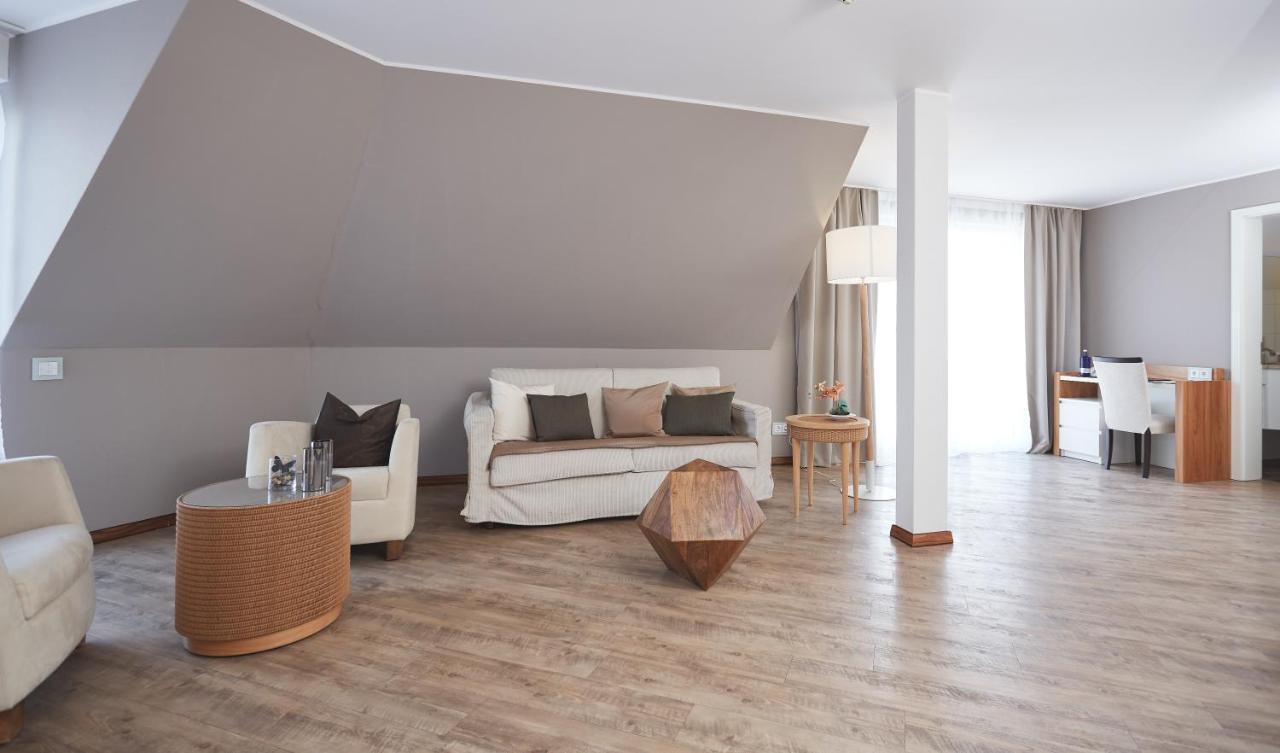 Kluet Hotel Hamelin Bagian luar foto
