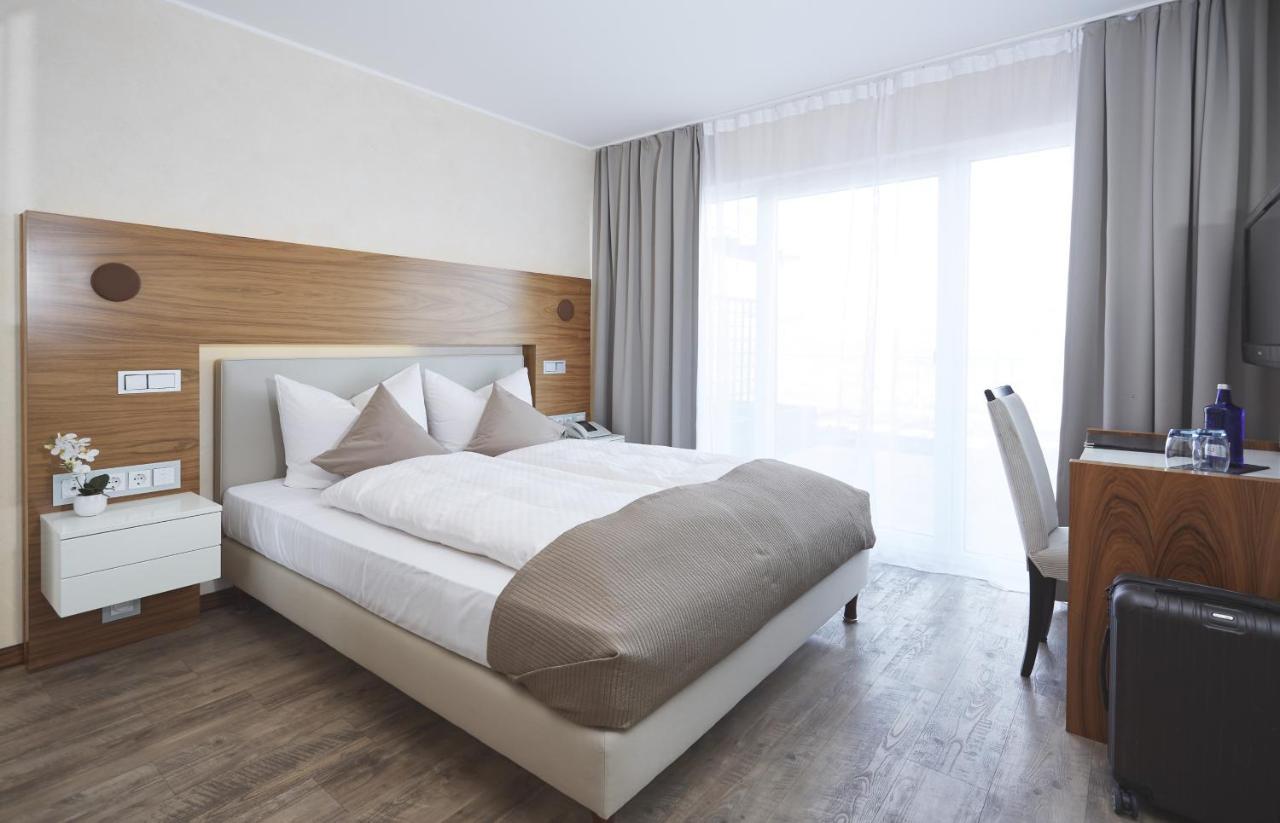 Kluet Hotel Hamelin Bagian luar foto